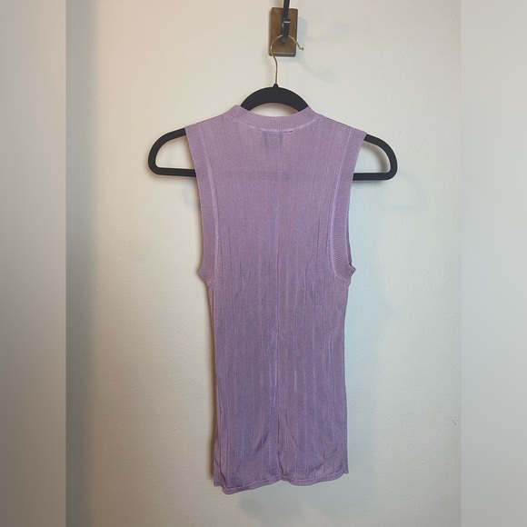 Sleeveless Delicate Lavender Knit Top by St. John - Picture 2 of 4